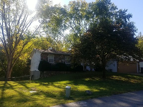 3rd image of 4636 Towne Hall Dr