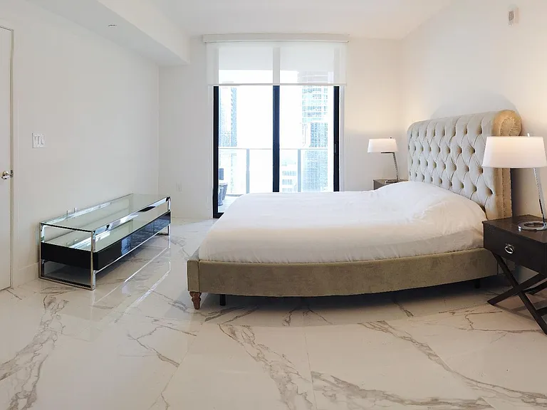 1010 Brickell Ave #2304 — Photo 10