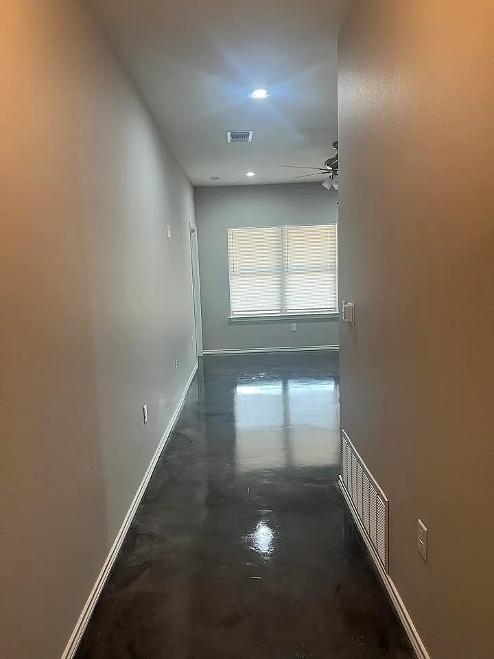 3 bed, 1386 sqft, $1,750 — Photo 2