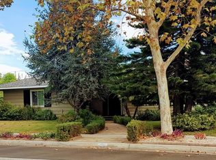 2101 N Greenbrier St, Santa Ana, CA 92706