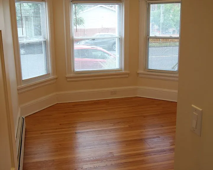 17 Oneil St — Photo 13