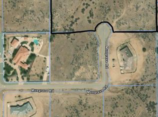 10775 Musgrave Rd, Oak Hills, CA 92344