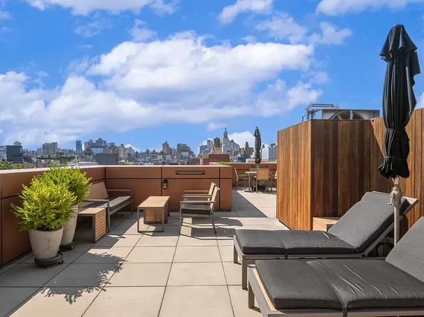 215 Avenue B image 15 of 18