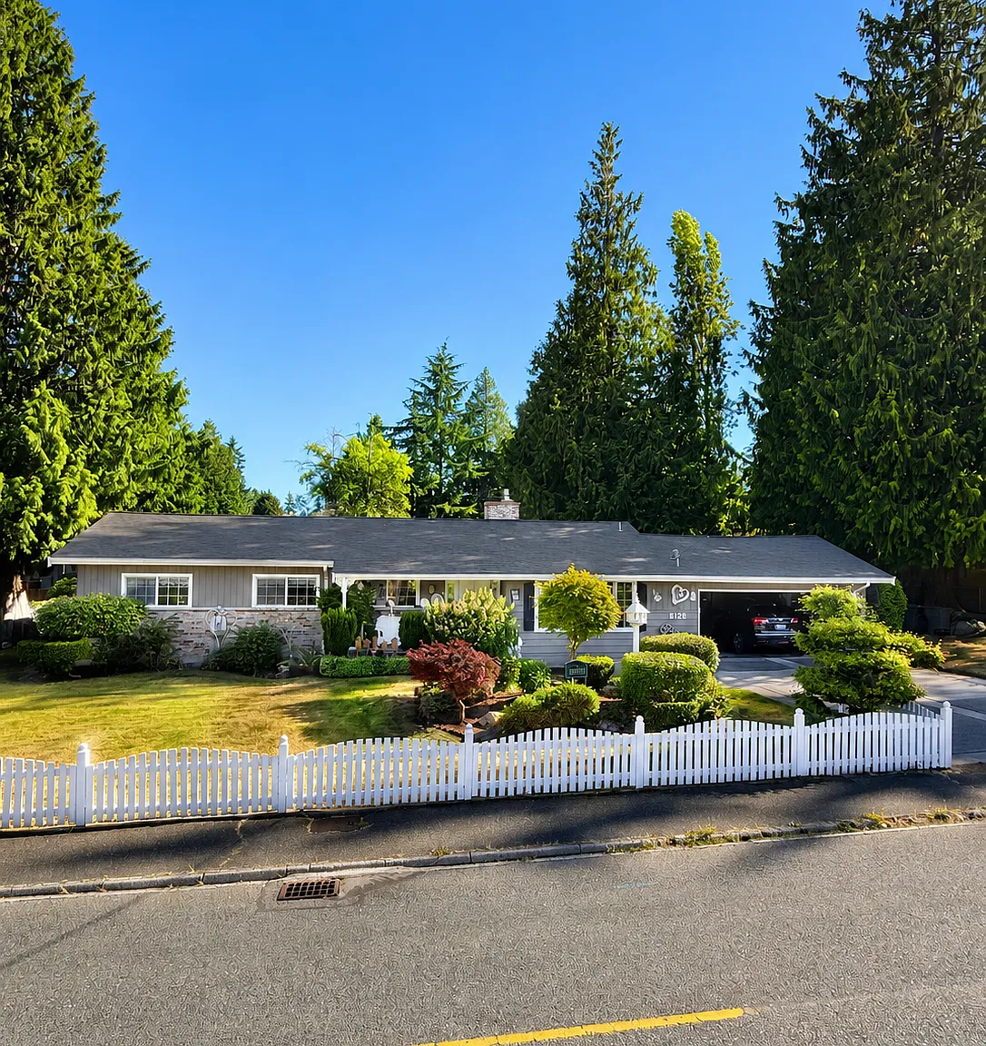 4 bed, 2318 sqft, $3,949 — Photo 1