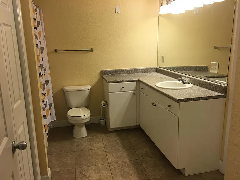 304 E South St #6025 — Photo 8