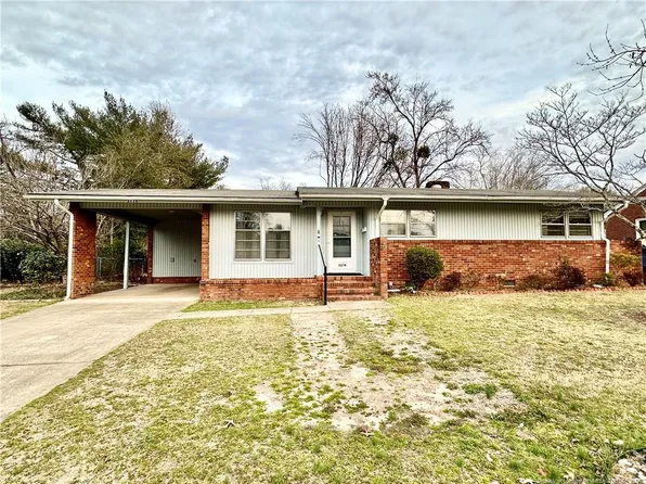 5214 Rodwell Rd, Fayetteville, NC 28311