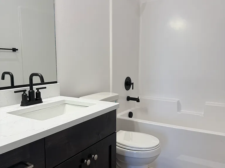 6890 Chapelle Ave — Photo 12