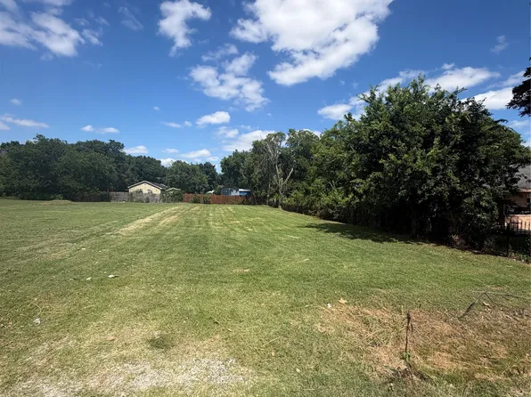 3218 Palacios Ave, Dallas, TX 75212