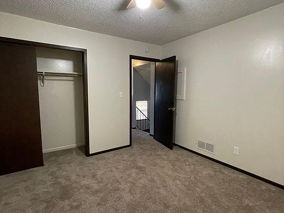 4th image of 5621 Crest Dr