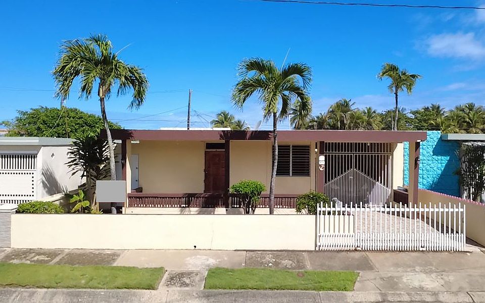 1st image of Urb Hatillo Del Mar C22 Calle Rodriguez Sanchez