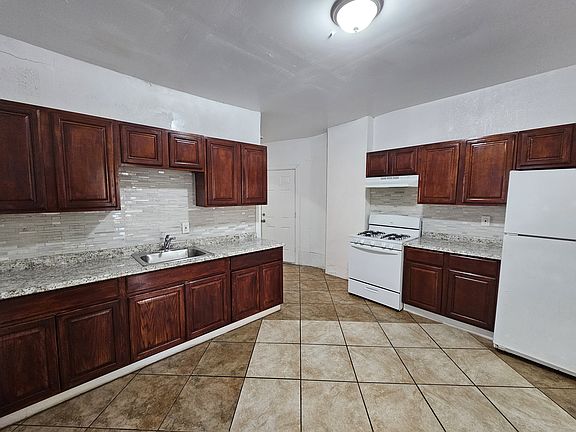5th image of 421-423 E 18th St #2L