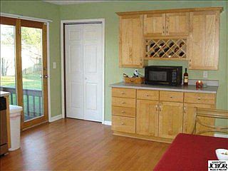 4th image of 1164 Ernest Dr