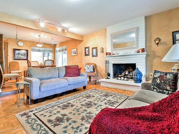 3rd image of 16765 Cerro Vista Dr