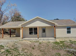 310 Honey Bee Dr, Ingram, TX 78025