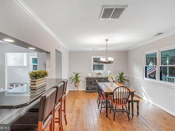 3rd image of 9113 Foulks Rd