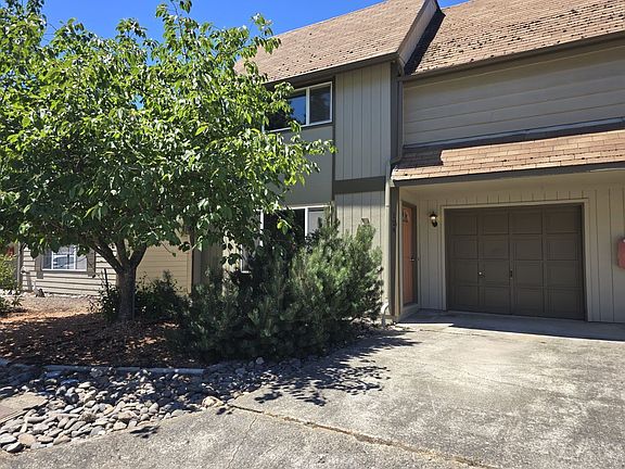 2nd image of 124 Atkinson Ct #15