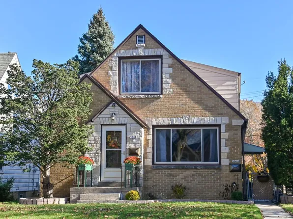 3048 South 39th STREET, Milwaukee, WI 53215