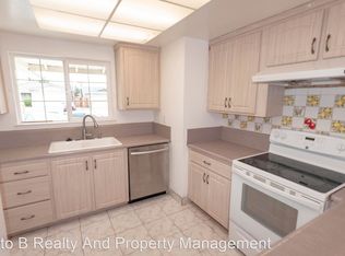 1755 Yosemite Dr, Milpitas, CA 95035