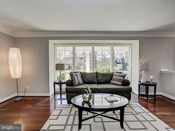 4th image of 2500 Cavendish Dr