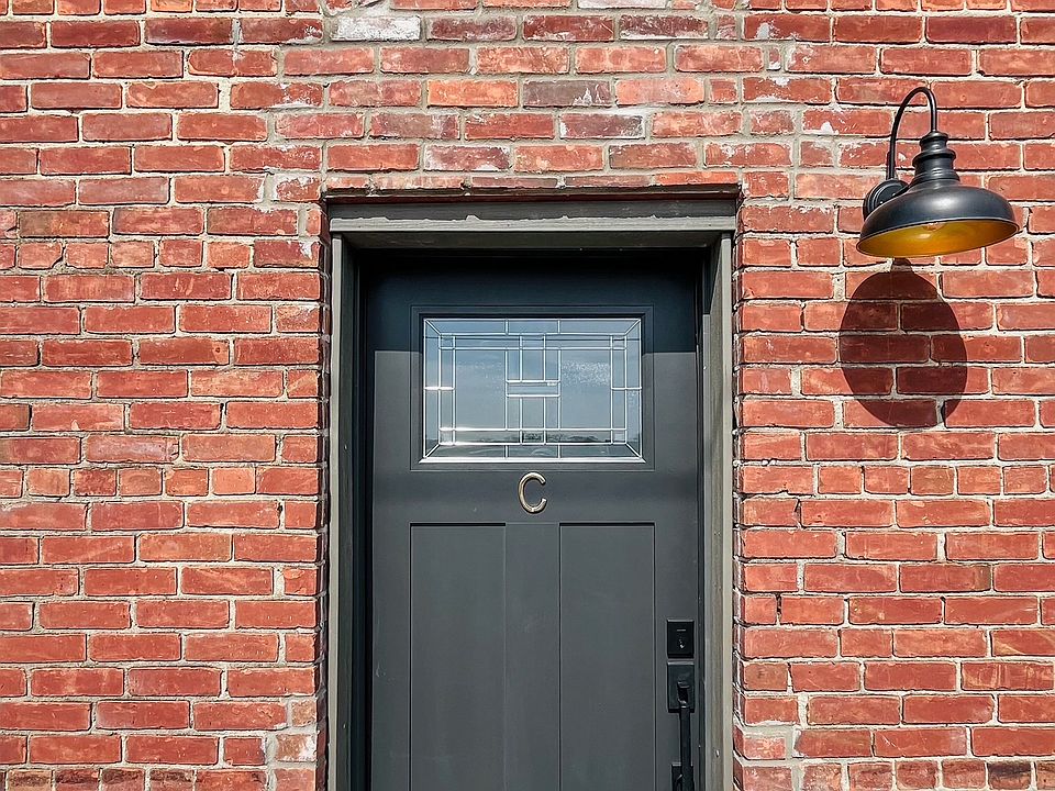 Private entrance