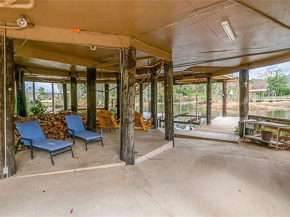 5th image of 3840 Le Blanc Dr
