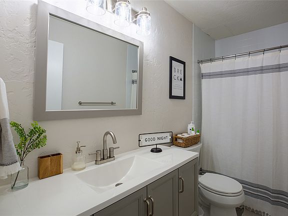 4th image of 935 Columbine Road UNIT 206