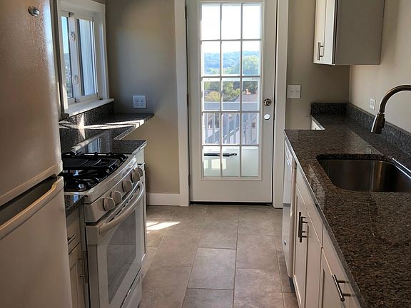 Breakfast bar and lots of counter space