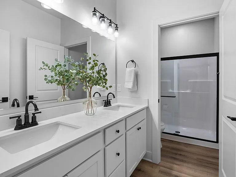 West Heights- BLGD 7 — Photo 27
