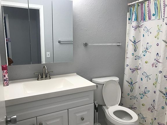 4th image of 501 W Kalmia Dr APT 6