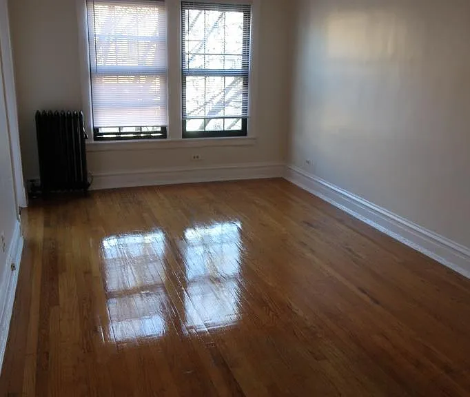 2617-25 W Gunnison St #2617-1B — Photo 1