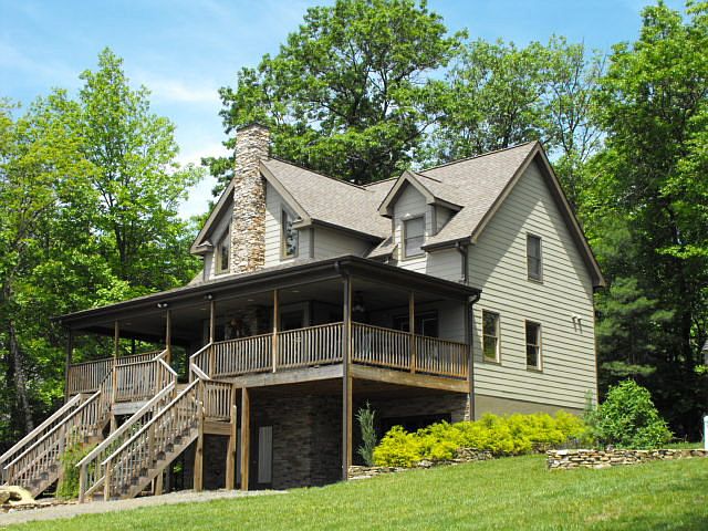 1st image of 640 Mountaineer Way