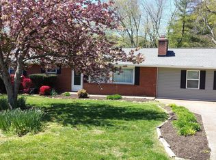 1705 Reaves Rd, Knoxville, TN 37912