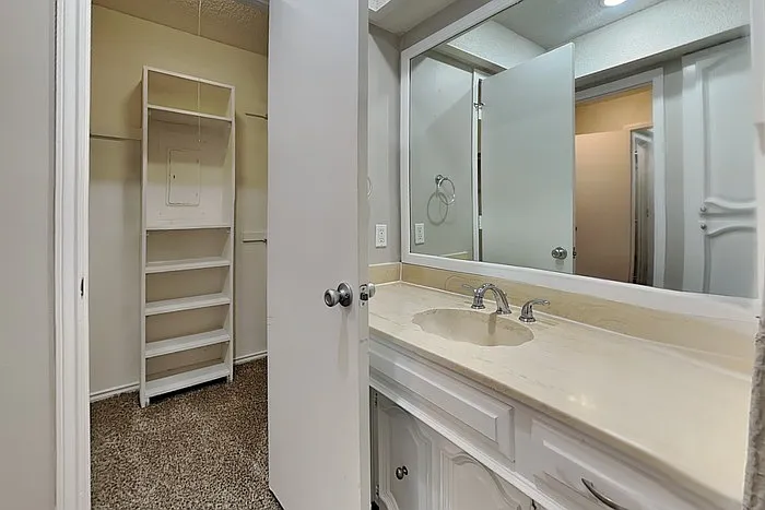 3110 Berkshire Dr — Photo 18