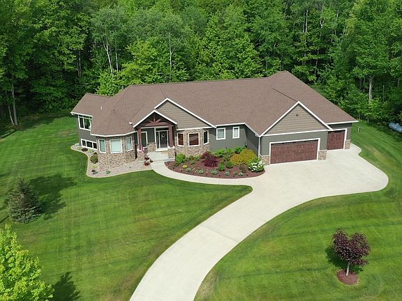 2nd image of 3639 Nikodem Ln