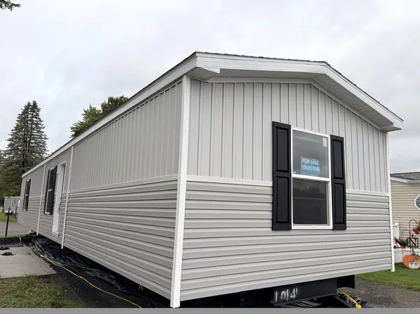 165 West Dr #165, Oakdale, PA 15071