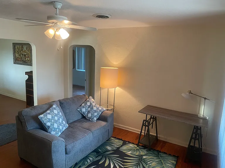 501 Frances Ter #D — Photo 3