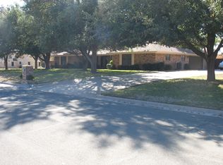 190 Brittain Cir, Stephenville, TX 76401