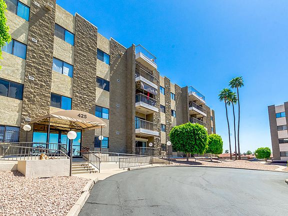 2nd image of 425 S Parkcrest Unit 325