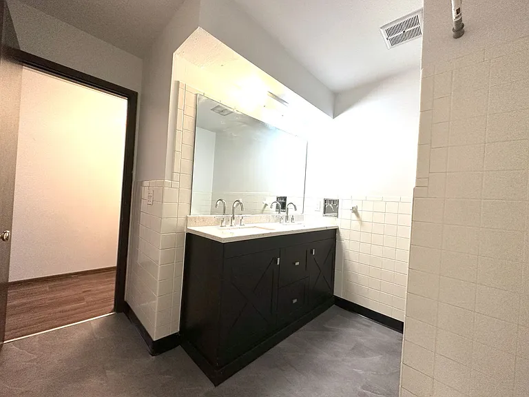 94th Homes — Photo 13