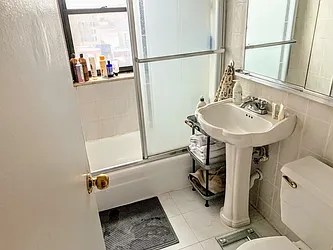 Rented by PocketBroker Inc