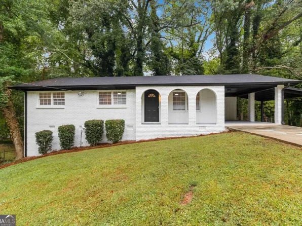 612 San Pablo Ct, Stone Mountain, GA 30083