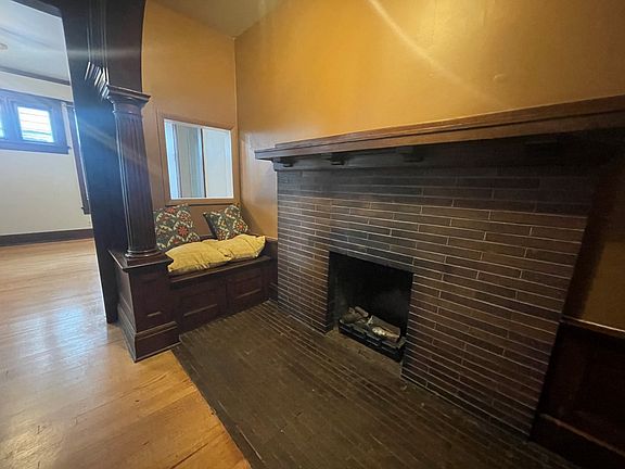5th image of 4909 California St APT 1