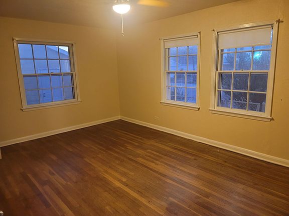3rd image of 4727 Avenue N 1/2