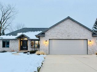 4833 Baxman Rd, Bay City, MI 48706