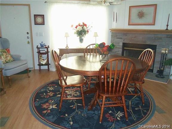 3rd image of 7904 Hillanby Ct