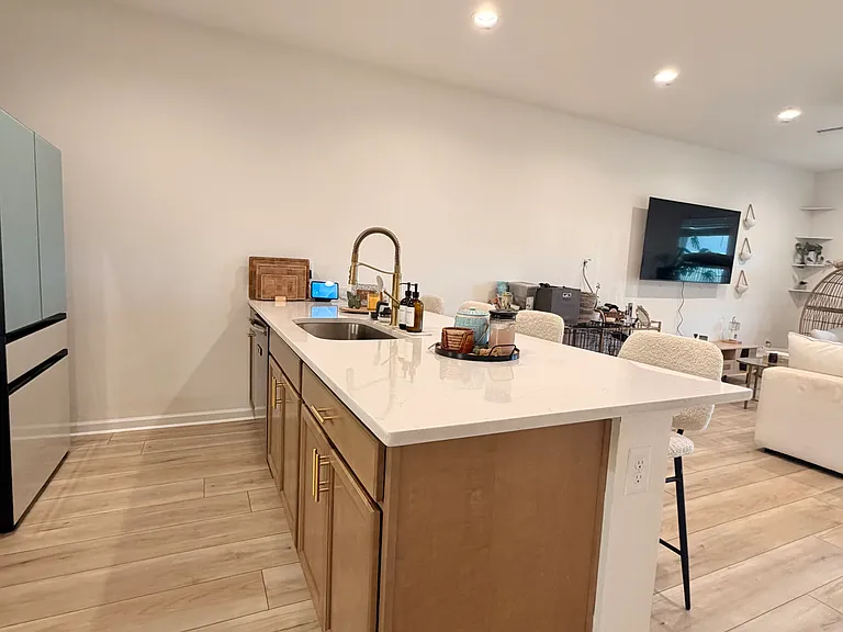 71525 Spike Dr — Photo 3