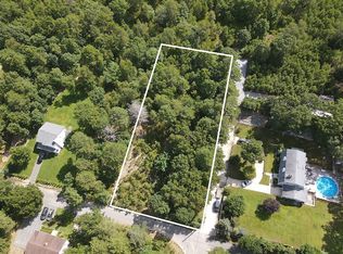 444 Maple Ave S, Flanders, NY 11901