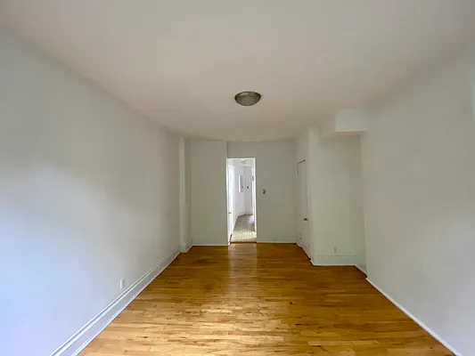 Rented by Compass | media 12