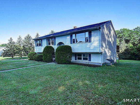 2nd image of 54 Skyview Drive