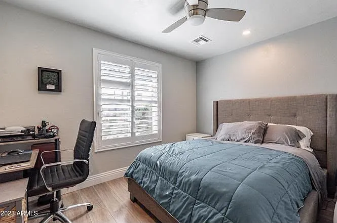 1634 E Del Rio Dr — Photo 10